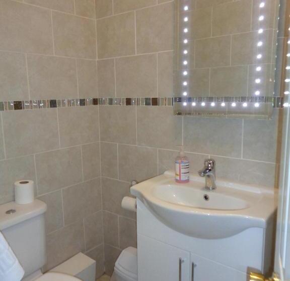 スタンダードルーム, Ascot Grange Hotel Voujon Resturant