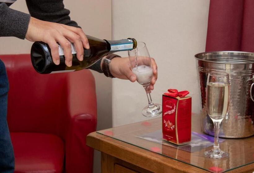 デラックスルーム, Ascot Grange Hotel Voujon Resturant