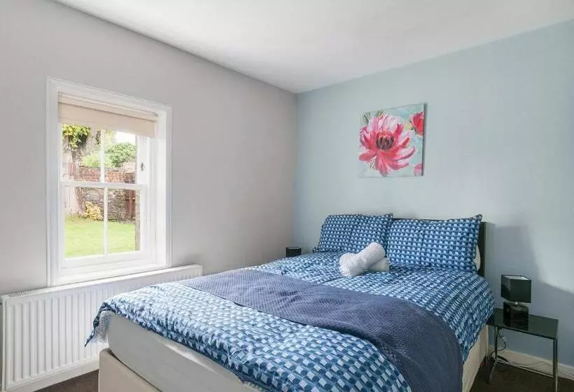 اتاق استاندارد با چشمانداز باغ, Aynetree Guest House