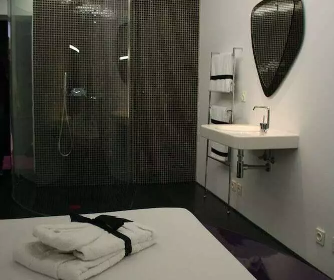 اتاق استاندارد, Absoluto Design