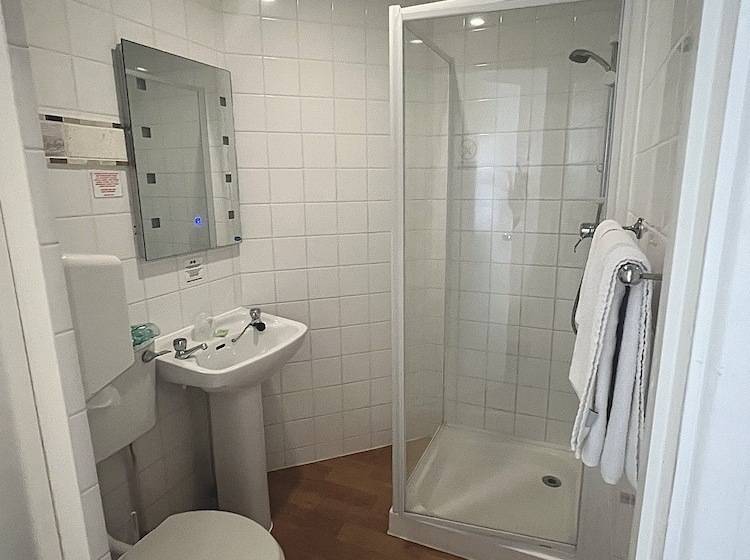 חדר סטנדרט יחיד, Eastbourne Riviera