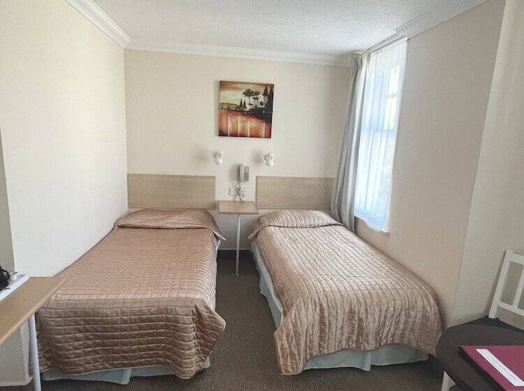 חדר סטנדרט, Eastbourne Riviera