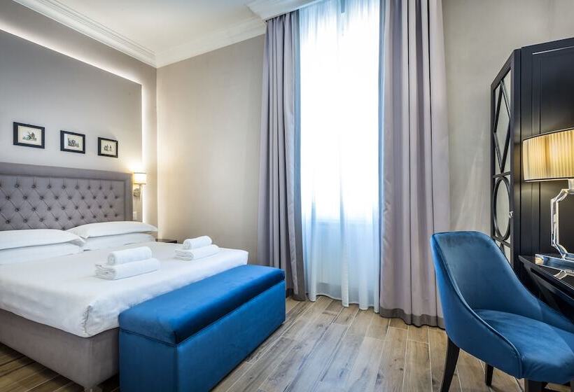 اتاق اکونومی, Emma Small Luxury