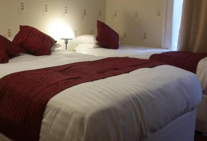 Номер Стандарт Трехместный, Garth