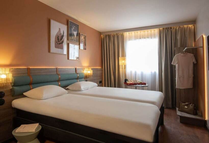 חדר סטנדרט, Ibis Golfe De Sainttropez