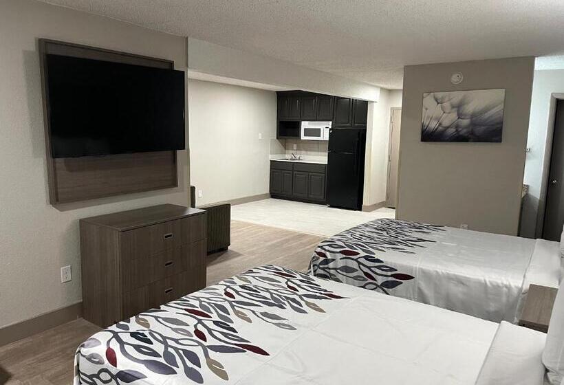 스위트, Red Roof Inn & Suites Newport News