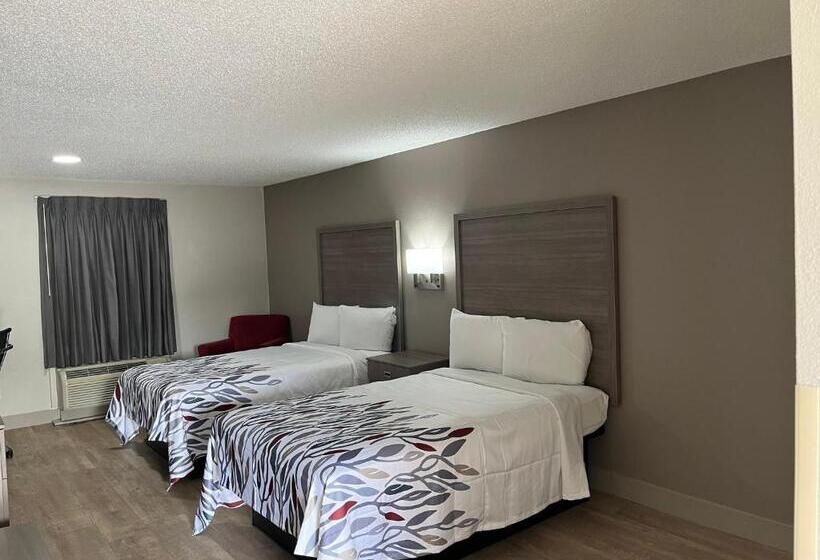 장애인용 디럭스룸, Red Roof Inn & Suites Newport News