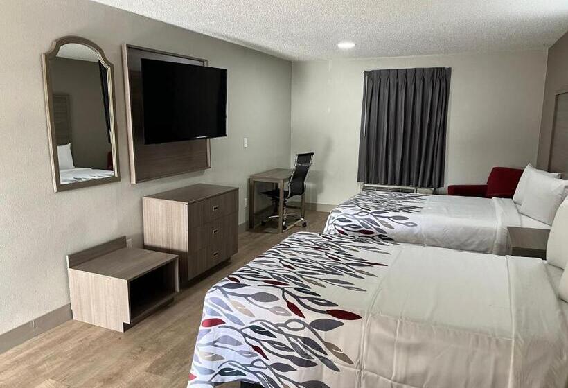 장애인용 디럭스룸, Red Roof Inn & Suites Newport News