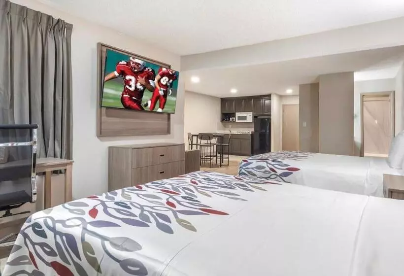 スイート, Red Roof Inn & Suites Newport News