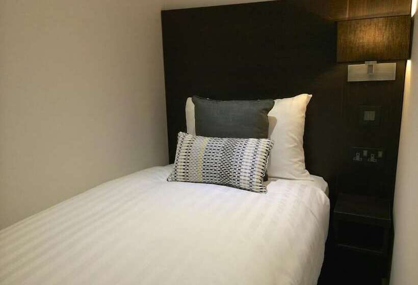 单人基本间, The W14 Kensington