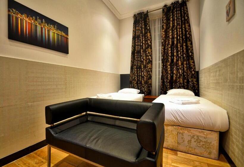 침실 2개 아파트, Hyde Park Apartments