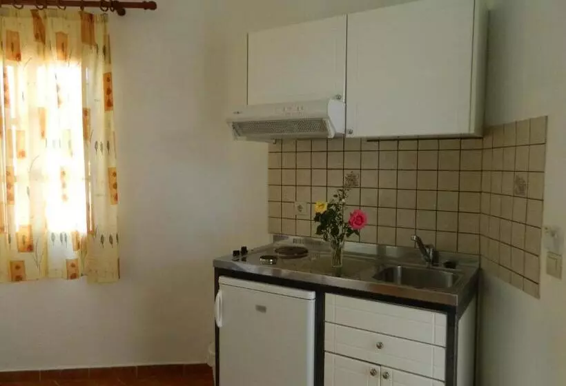 スタンダードルーム, Ioanna Apartments