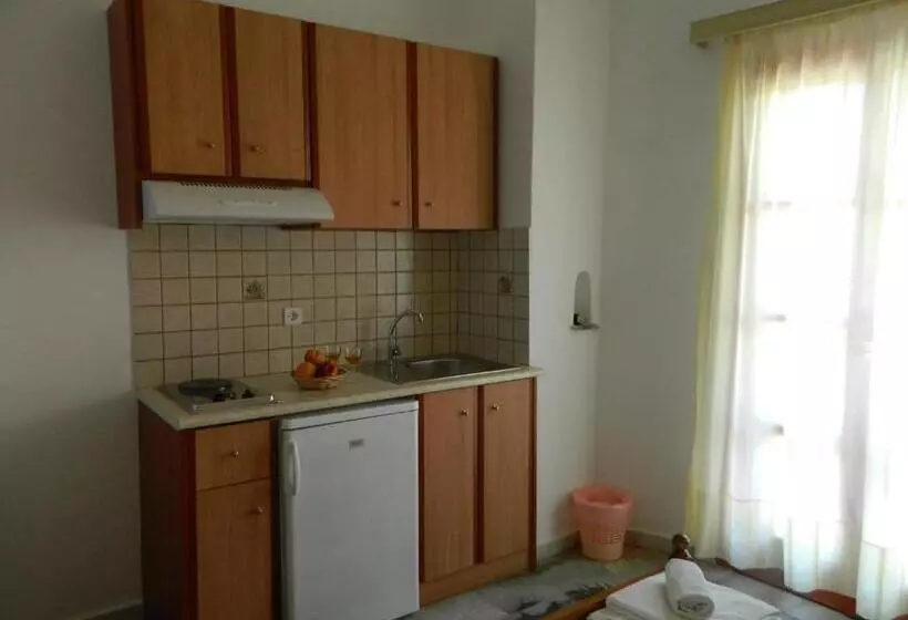 スタンダードトリプルルーム, Ioanna Apartments