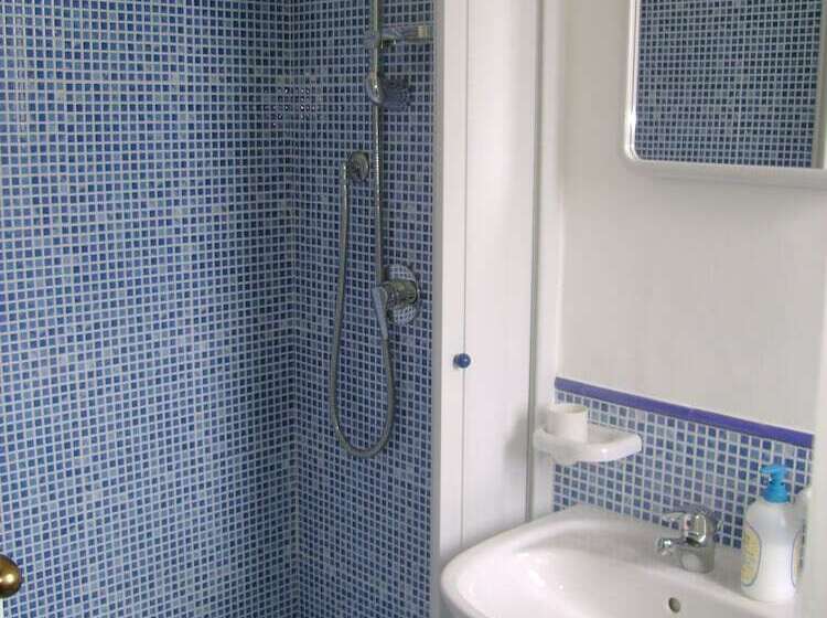 4인용 스탠다드 룸, Villa Dei Giardini