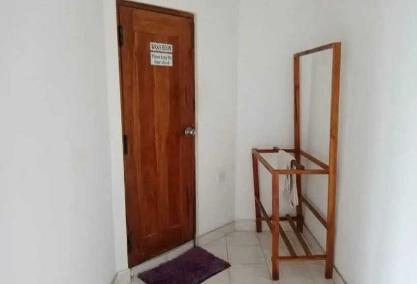 Chambre Familiale, Green View Buttala