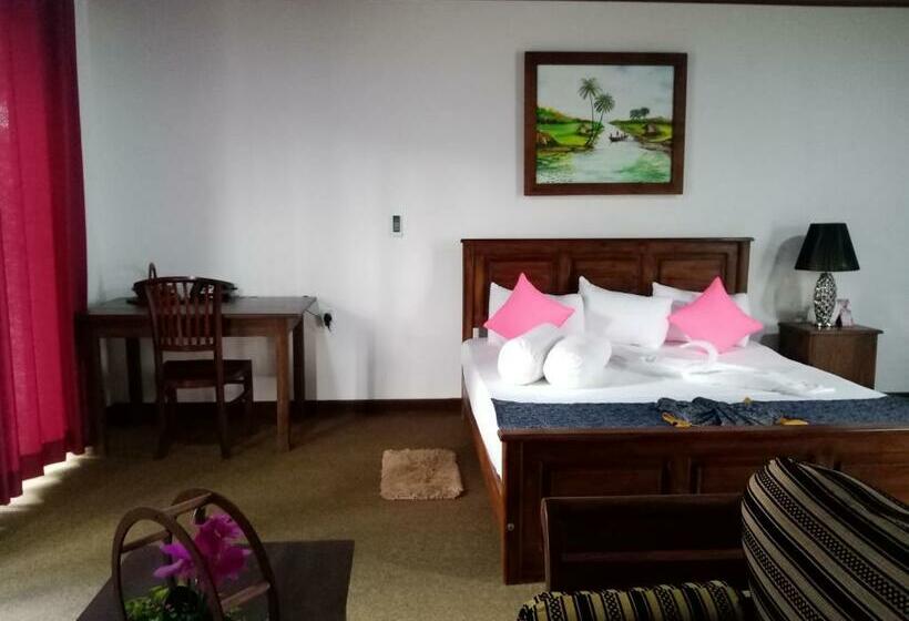 Deluxe Room, Green View Buttala