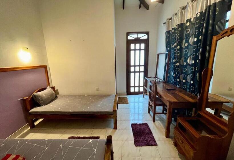 Economy Room, Green View Buttala