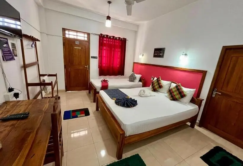 Chambre Familiale, Green View Buttala