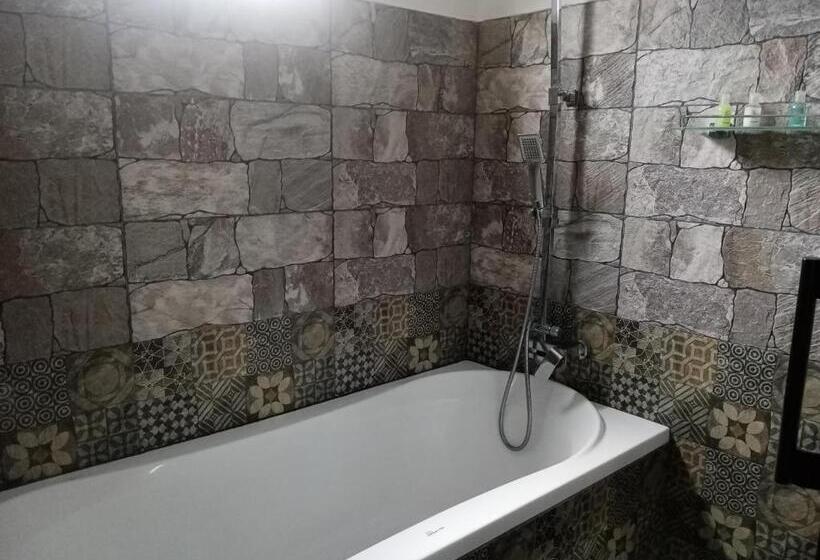 Deluxe Room, Green View Buttala