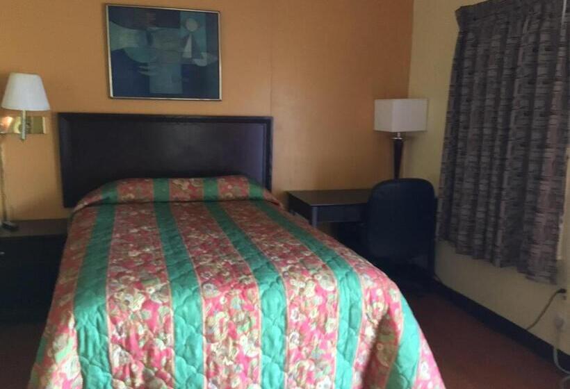 Номер Стандарт 2 Двуспальные Кровати, Skyland Inn   Bristol