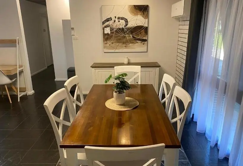 1階の1ベッドルームアパートメント, Tatura Country Motel