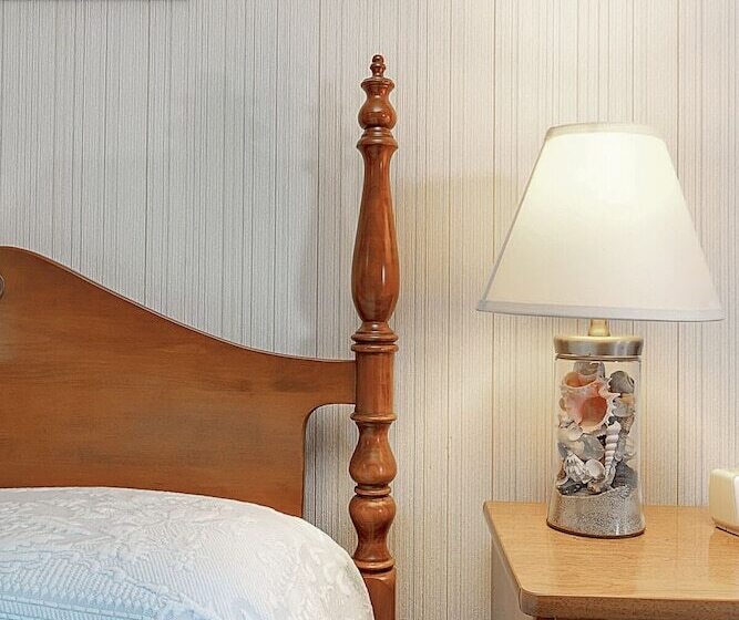 Номер Deluxe, Towne Lyne Motel