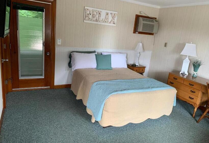 Номер Deluxe, Towne Lyne Motel