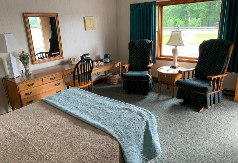 Номер Deluxe, Towne Lyne Motel