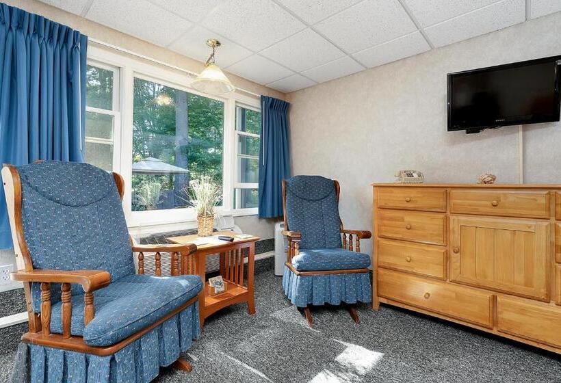 Номер Стандарт, Towne Lyne Motel