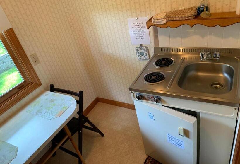 디럭스 룸, Towne Lyne Motel