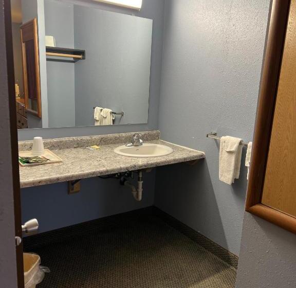 غرفة قياسية سرير كينج, Best Budget Inn Owatonna