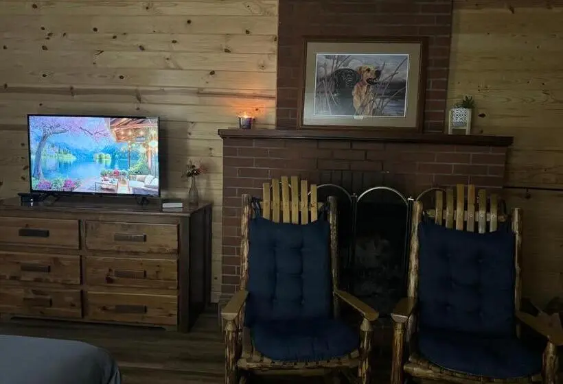 デラックスルーム, Kootenai Valley Motel