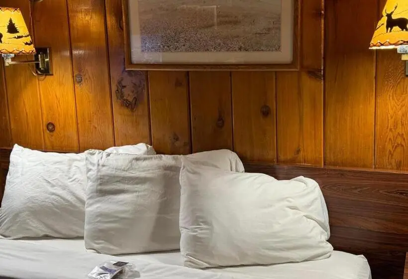 エコノミールーム, Kootenai Valley Motel
