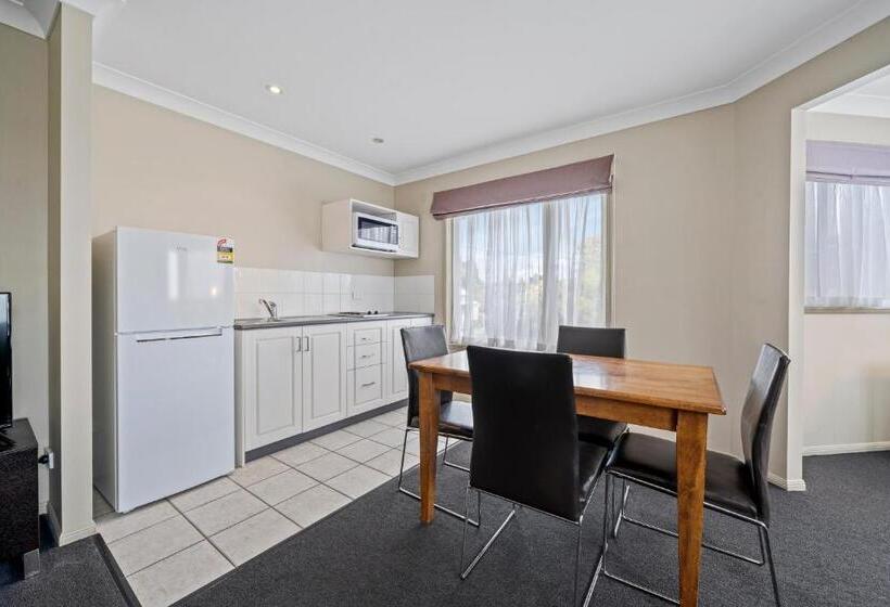 침실 2개 아파트, Ambassador On Ruthven