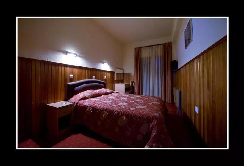 Chambre Standard, Bitouni