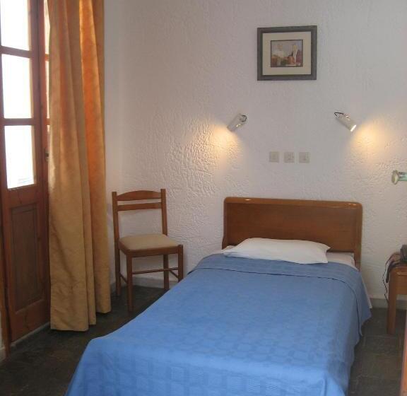 标准三人间, Blue Bay