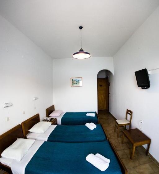 标准三人间, Blue Bay