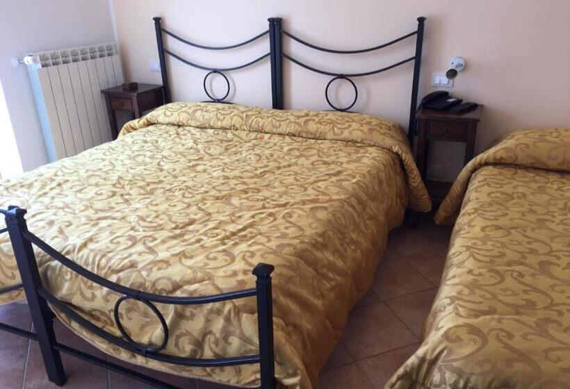 اتاق استاندارد سه نفره, Campo Felice