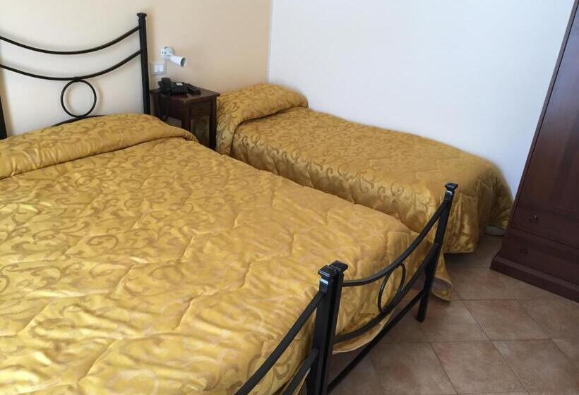 اتاق استاندارد سه نفره, Campo Felice