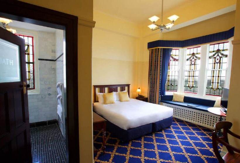 חדר סטנדרט, Carrington