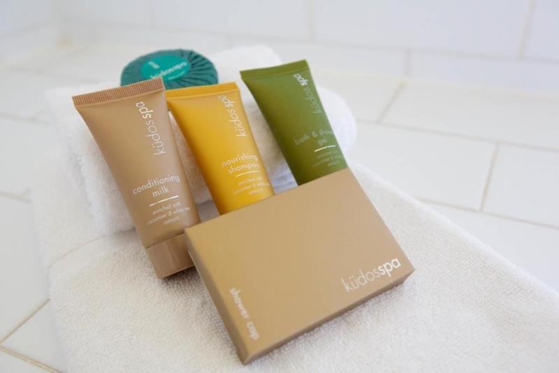 חדר פרמיום, Carrington