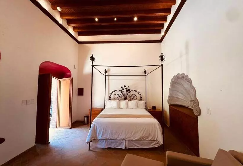 スーペリアースイート, Casalinda San Miguel