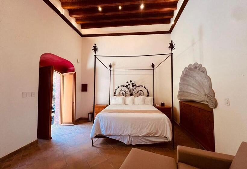 スーペリアースイート, Casalinda San Miguel