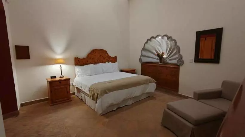 デラックススイート, Casalinda San Miguel