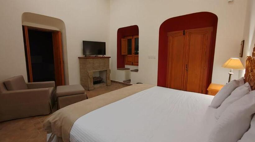 デラックススイート, Casalinda San Miguel