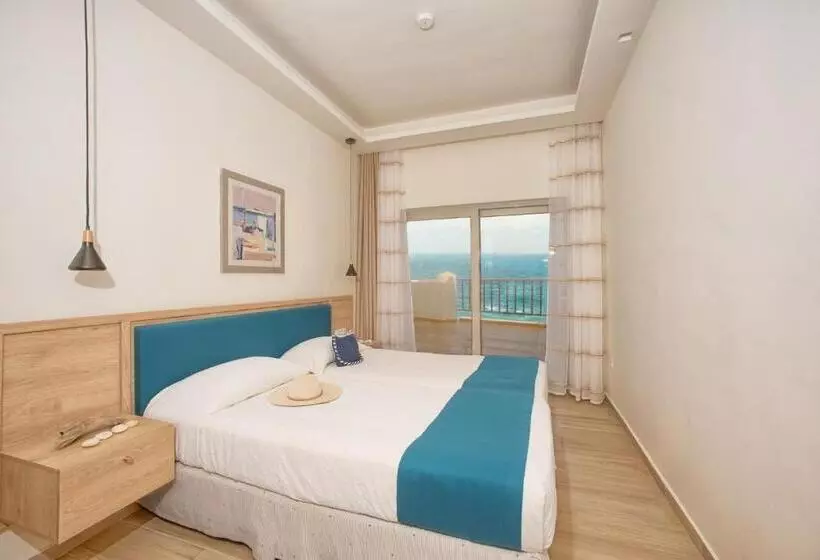 اتاق استاندارد با چشم‌انداز باغ, Cavos Bay Hotel & Studios