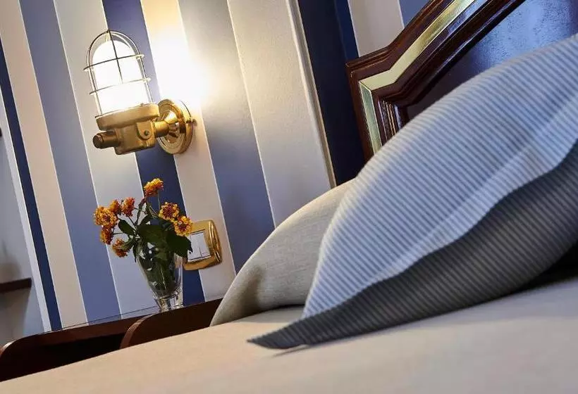 اتاق کلاسیک سه تخته, Corte Di Nettuno Cdshotels
