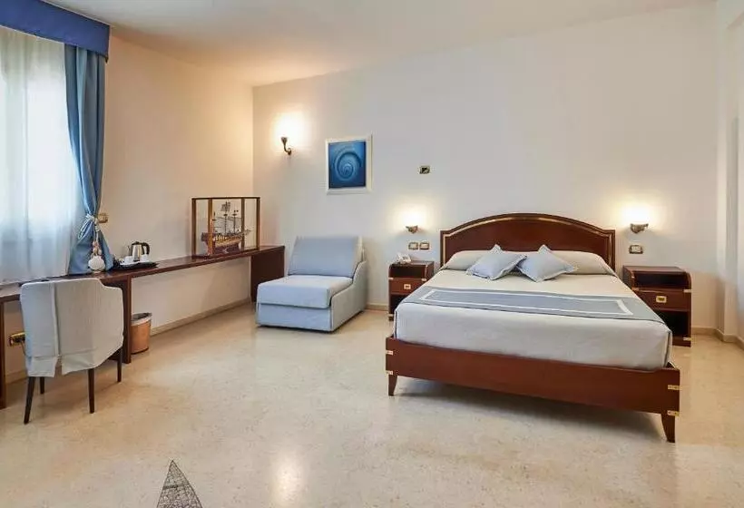 اتاق کلاسیک سه تخته, Corte Di Nettuno Cdshotels
