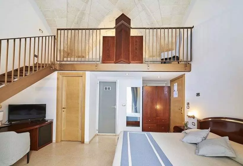اتاق کلاسیک چهارنفره, Corte Di Nettuno Cdshotels