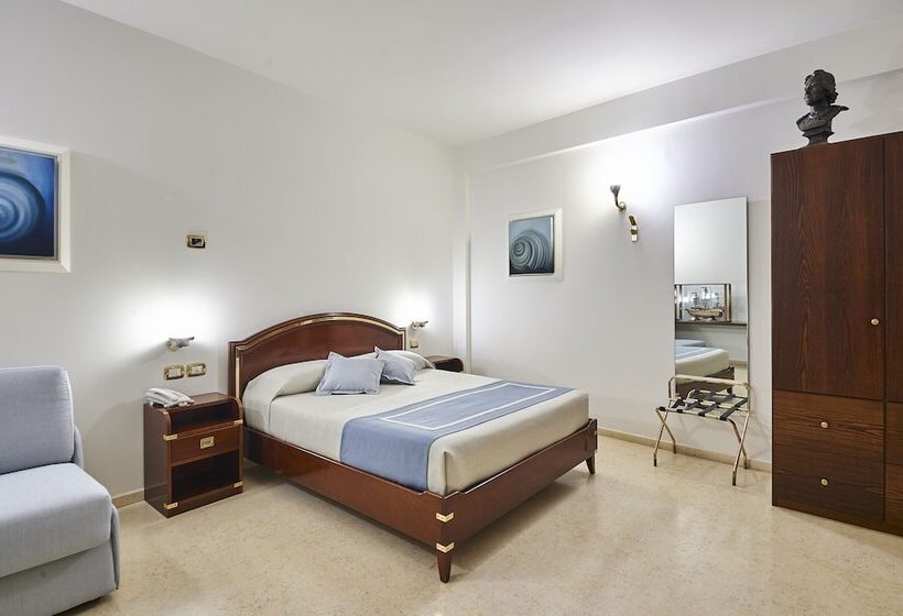 غرفة كلاسيكية ثلاثية, Corte Di Nettuno Cdshotels